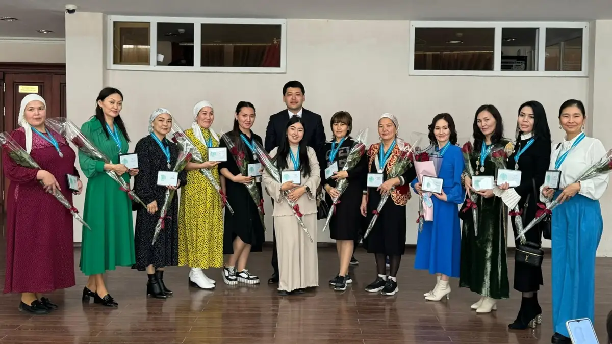 اقتاۋدا 73 كوپبالالى انا «كۇمىس القا» يەگەرى اتاندى