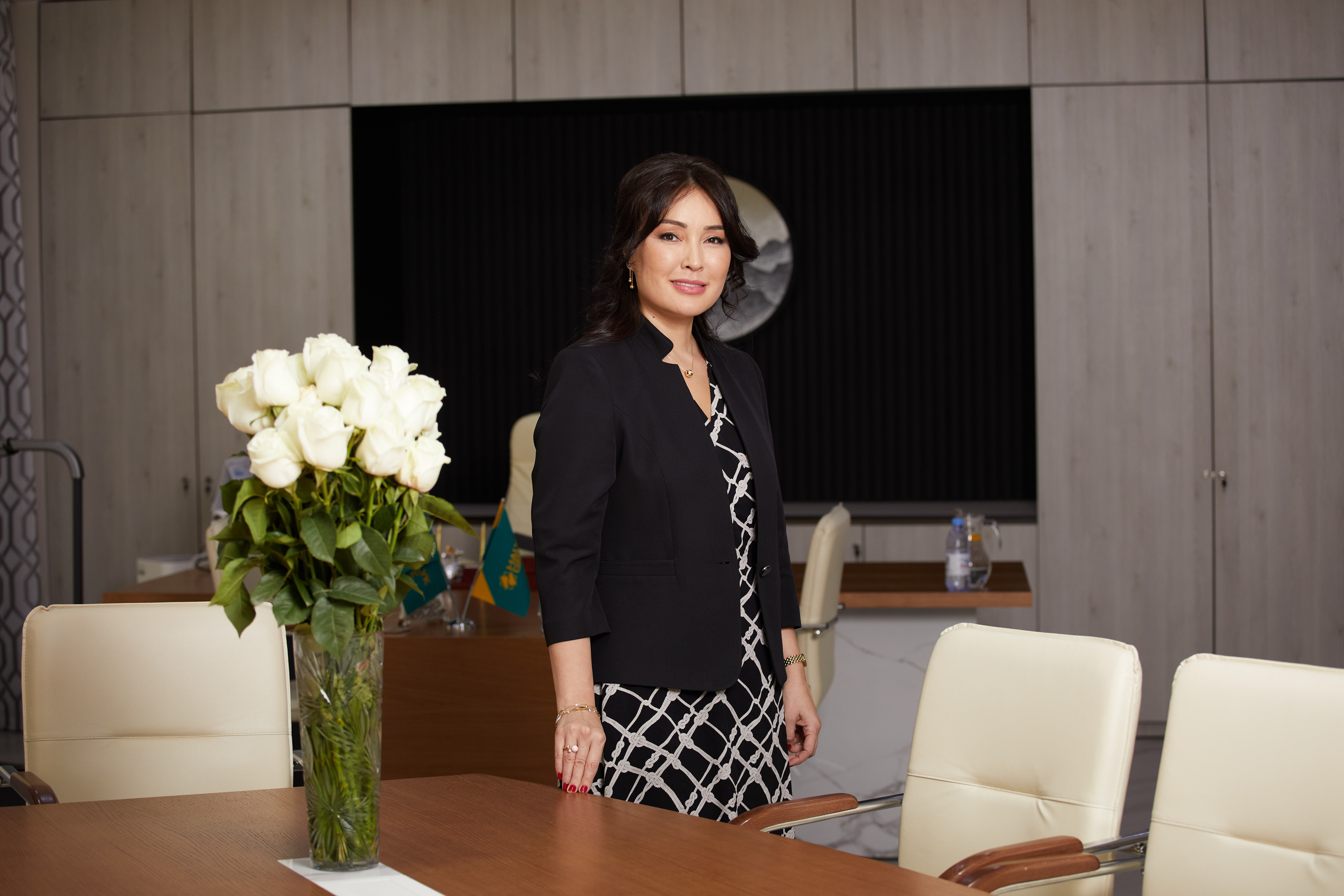 مانساپ پەن وتباسىنى تەڭ ۇستاۋ ونەگەسى