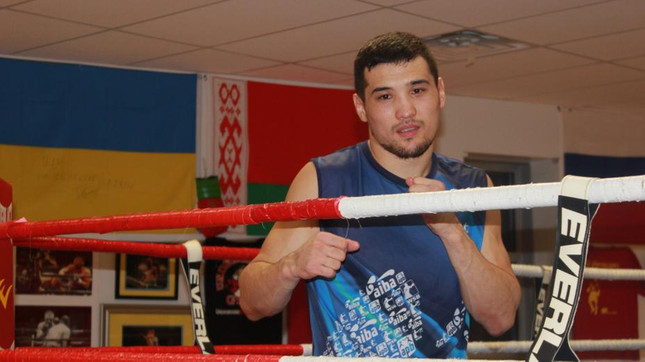 كاللۋممەن كۇش سىناسادى