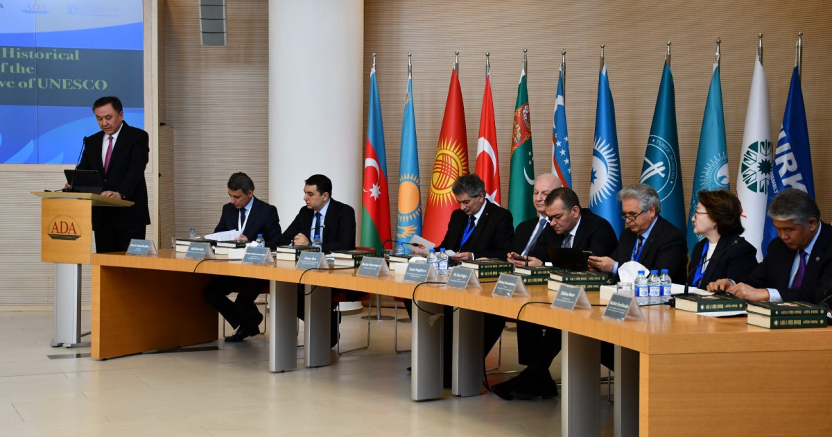 باكۋدە تۇركى مادەني مۇراسىنا ارنالعان كونفەرەنتسيا ءوتىپ جاتىر