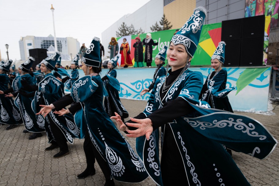 كورىسۋدىڭ تاعىلىمدى ايشىقتارى