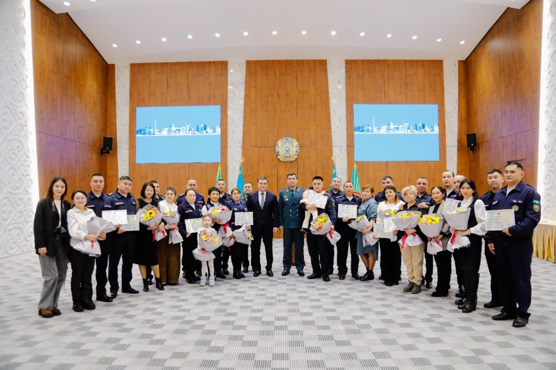 ەلوردالىق قۇتقارۋشىلارعا پاتەر كىلتى تابىستالدى