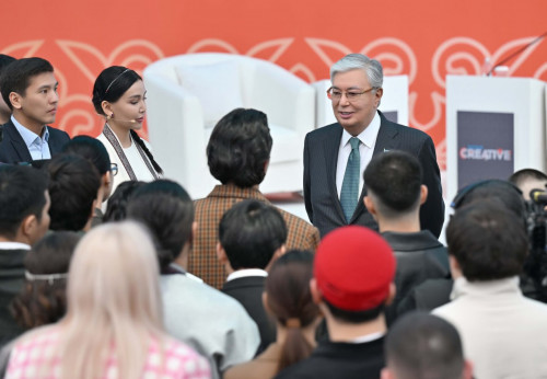 پرەزيدەنت ەلىمىزدىڭ كرەاتيۆتى يندۋستريا وكىلدەرىمەن كەزدەستى