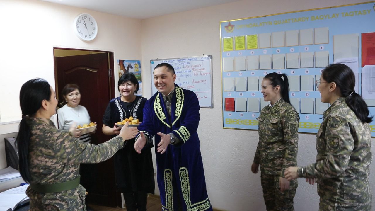 مەرەكە كورىگىن قىزدىردى