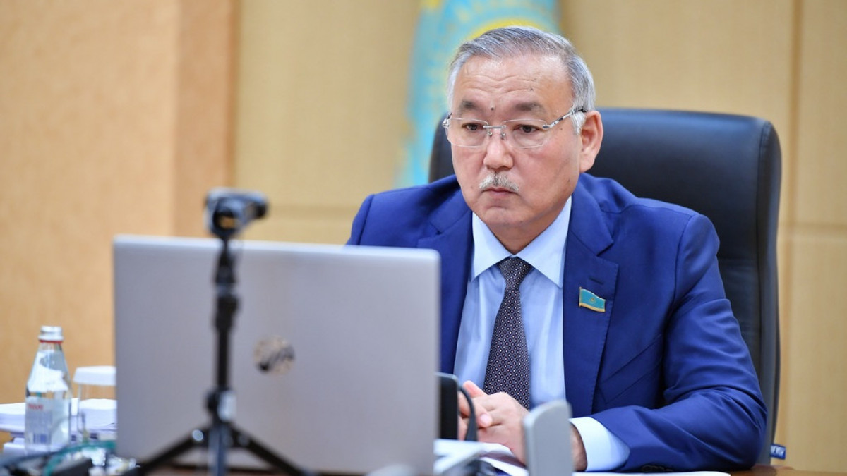 جاس ۇرپاققا كەرەكتى باعدار