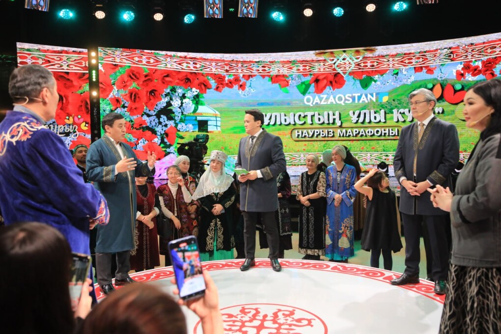 « ۇلىستىڭ  ۇلى كۇنى» ناۋرىز-مارافونى