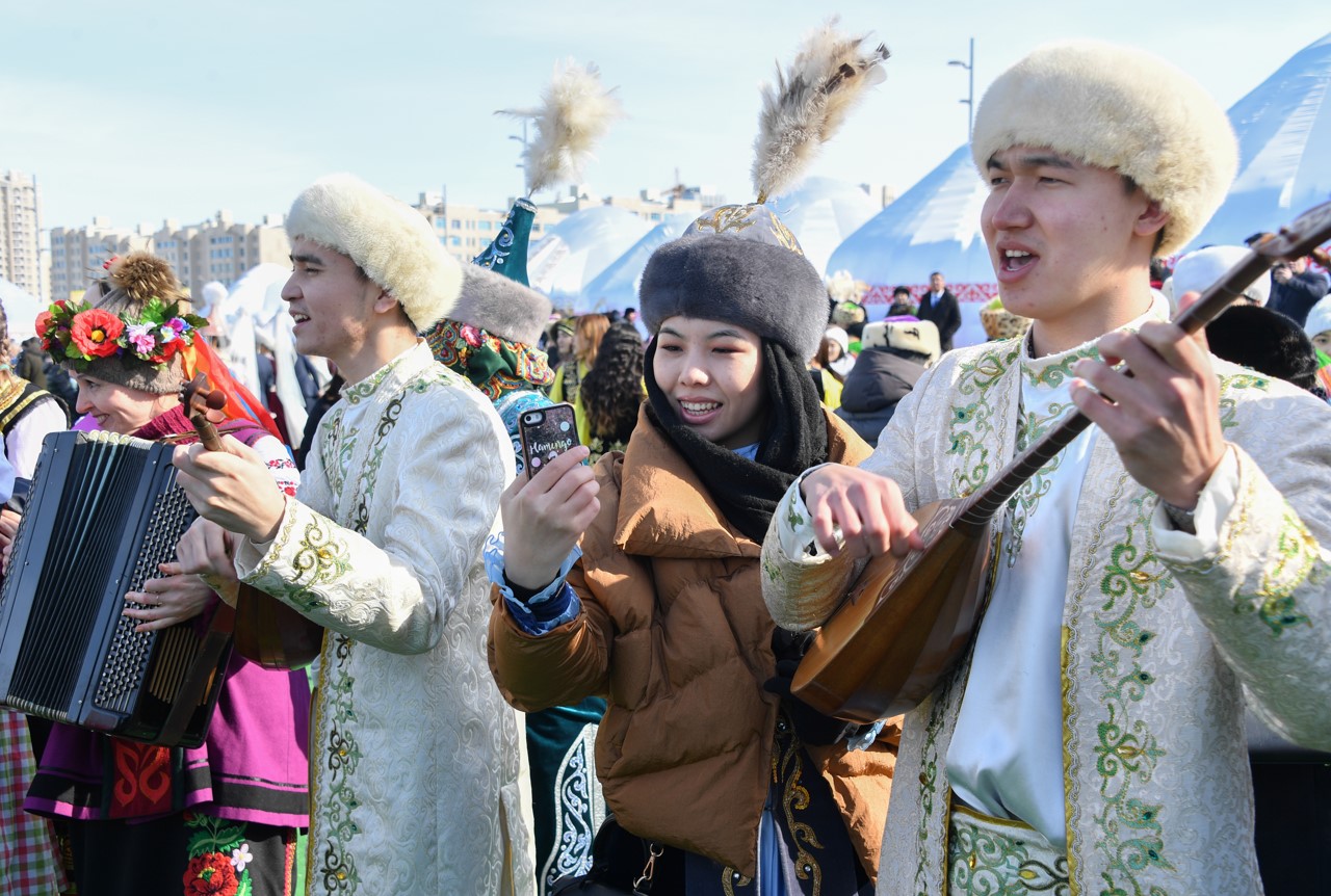 حالىقتى ۇيىستىرعان مەرەكە