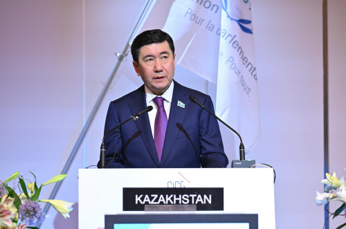 ەرلان قوشانوۆ پارلامەنتارالىق وداق اسسامبلەياسىنىڭ 148-ءشى جيىنىنا قاتىستى