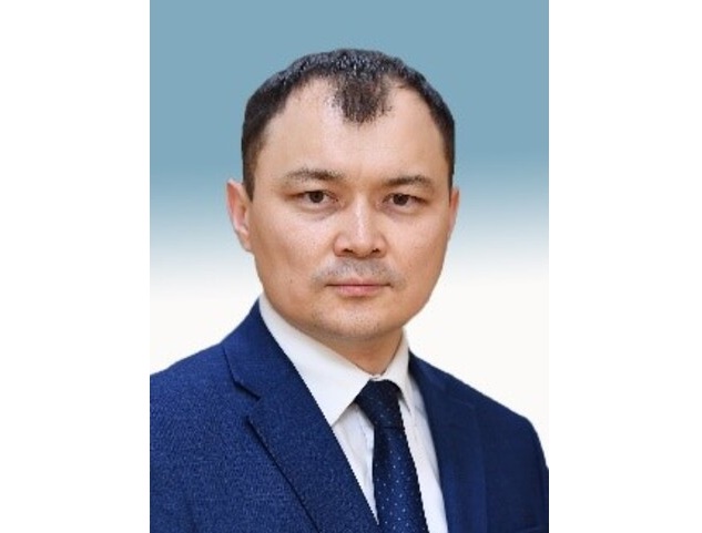 سەنات اپپاراتى باسشىسىنىڭ ورىنباسارى تاعايىندالدى