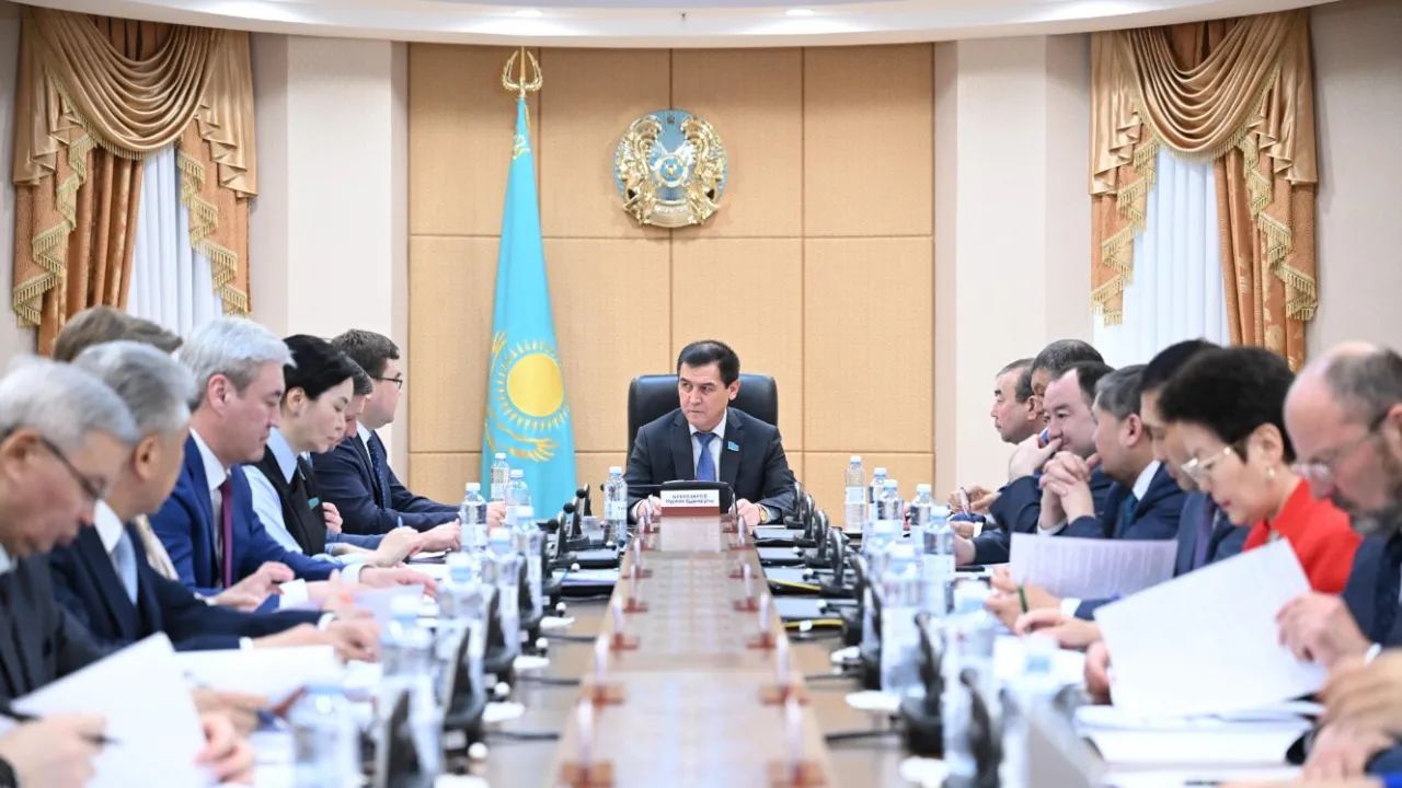 قۇقىقتىق ءبىلىم بەرۋدىڭ باستى ماسەلەسى