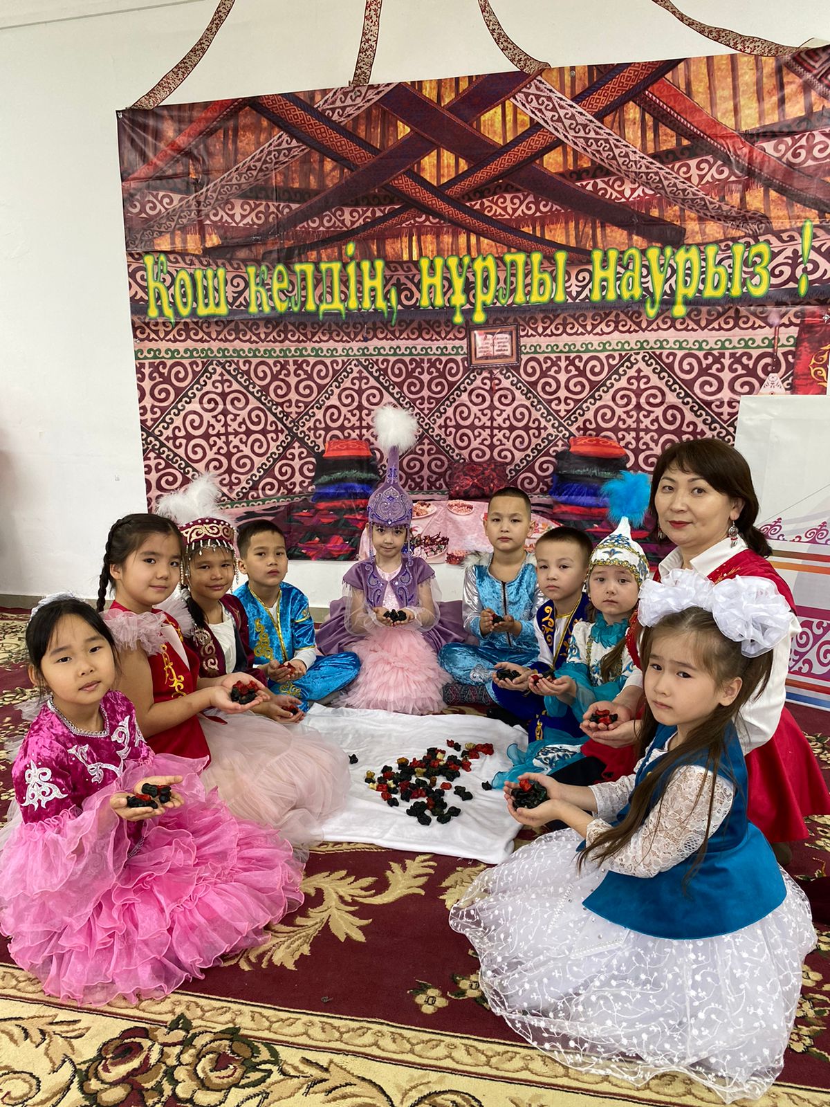 اسىق ويناعان وزار