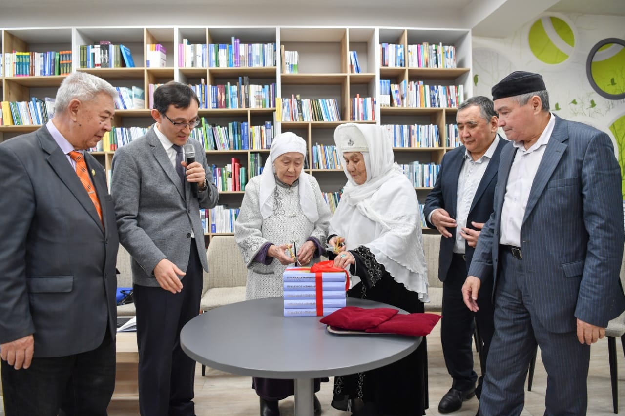 اكە مۇراسىن ناسيحاتتاعان