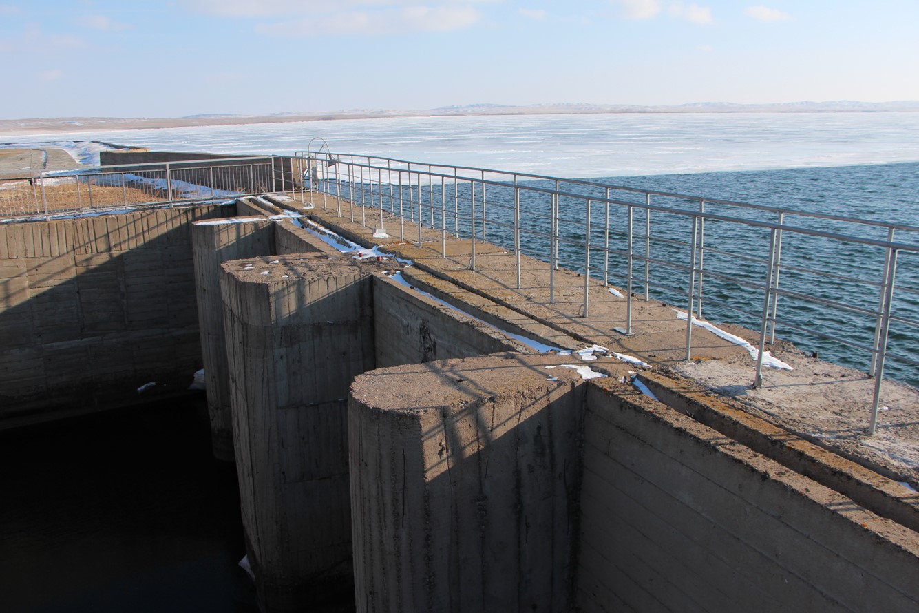 «ەكى تۇيە سۇيكەنسە...» نەمەسە اپاتتى سۋ بوگەتىنىڭ تاعدىرى الاڭداتادى