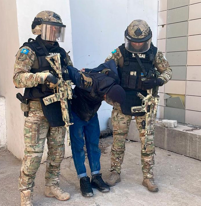 كىسى ولتىرگەن اقتاۋ تۇرعىنى تەراكت جاساماق بولدى (ۆيدەو)