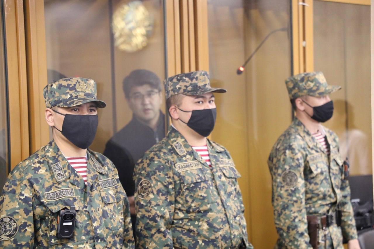 بۇگىن بيشىمباەۆقا قاتىستى كەزەكتى سوت وتىرىسى وتەدى