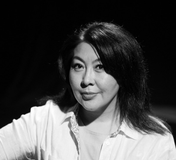 گۇلسينا مەرعاليەۆا: ونەر ورەسىمەن ومىرشەڭ