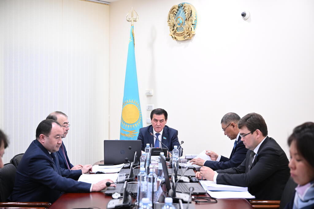 قۇقىقتىق قولداۋعا قاتىستى قۇجات