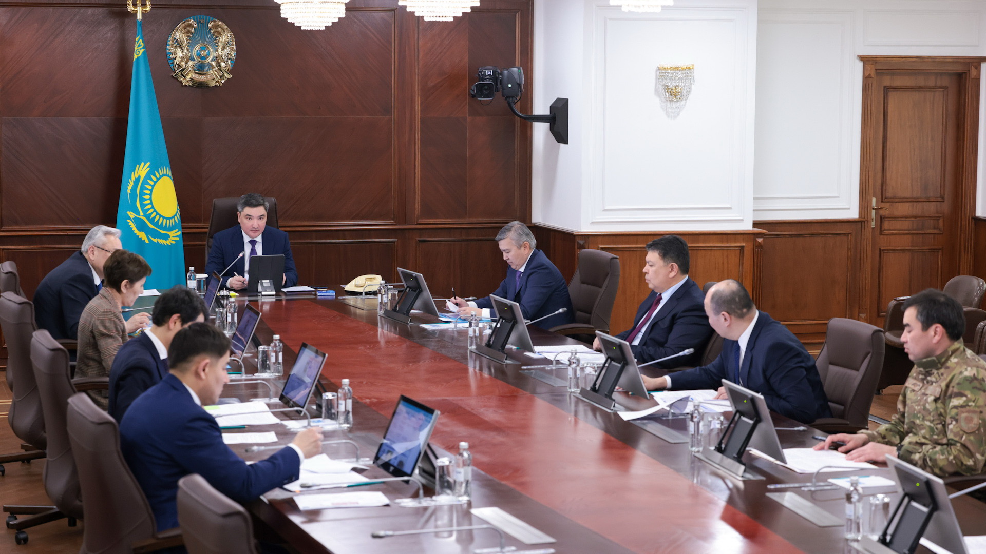 بىرجولعى وتەماقى كەشىكتىرىلمەي تولەنۋگە ءتيىس