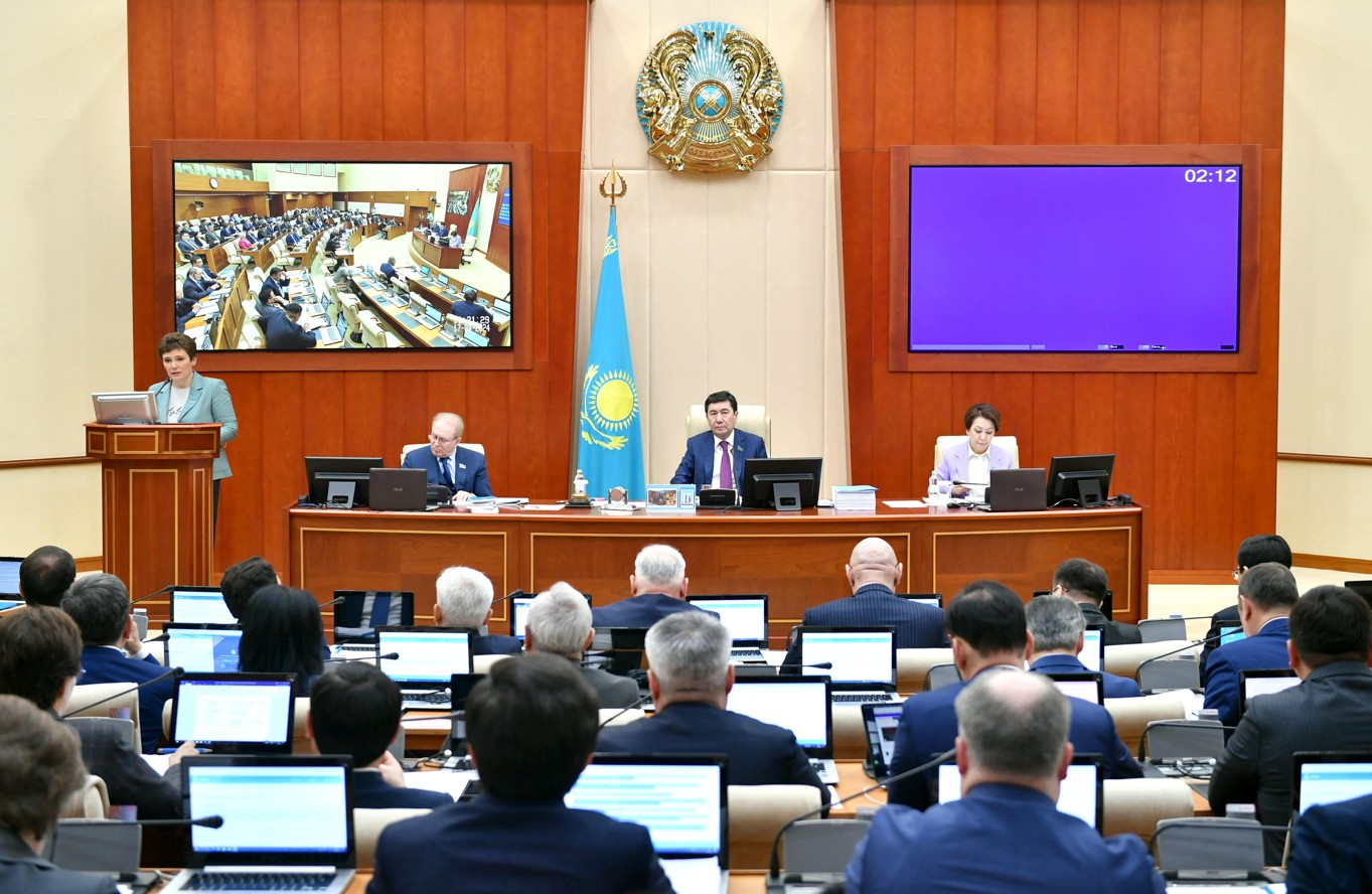 سالالىق ماڭىزدى زاڭدار قابىلداندى