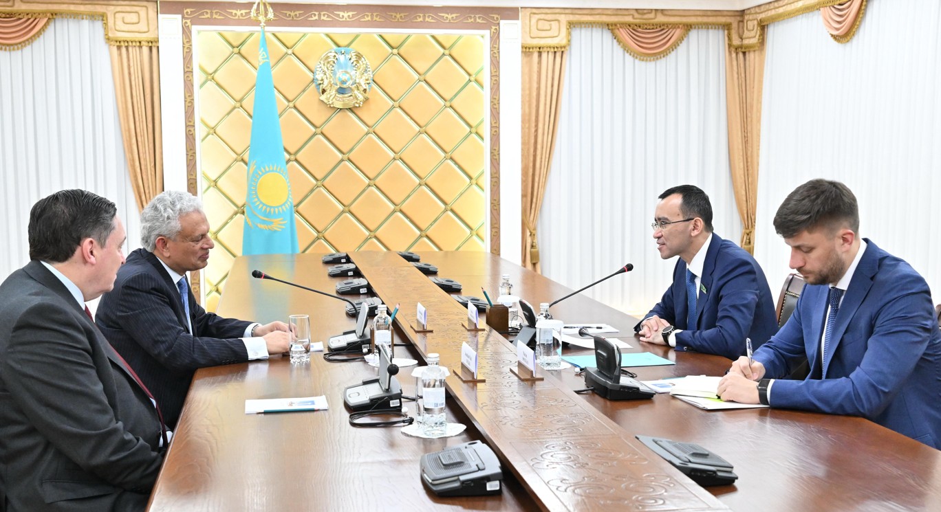 عىلىمي زەرتتەۋ باعىتىنداعى ىنتىماقتاستىق