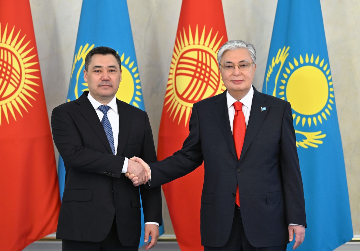 قارىم-قاتىناستىڭ التىن ارقاۋى – ەنشىسى بولىنبەگەن باۋىرلاستىق