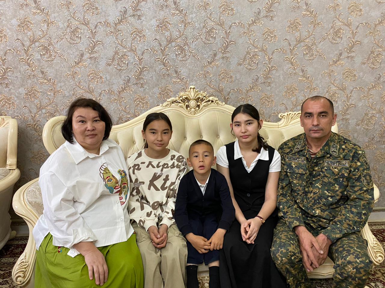 سەنىم مەن سىيلاستىق ۇلگىسى