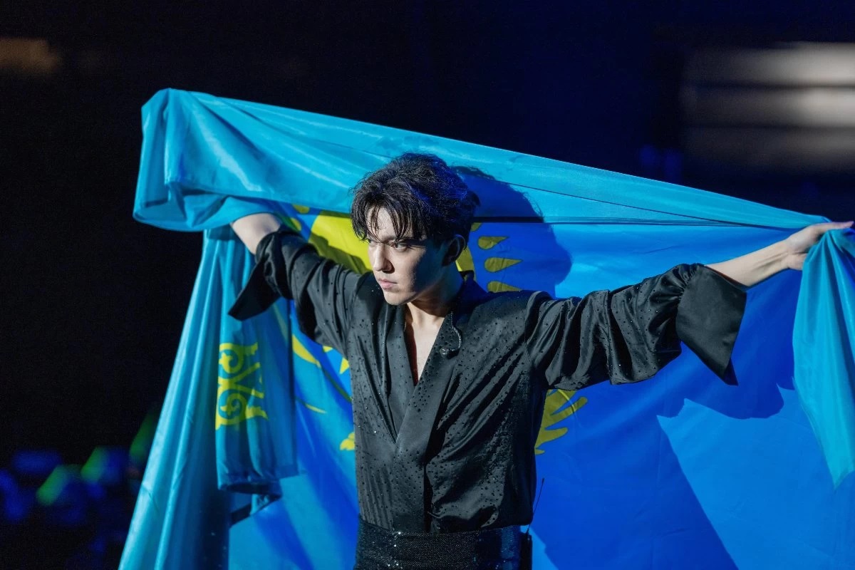 دۇنيەنى ءدۇر سىلكىنتكەن ديماش