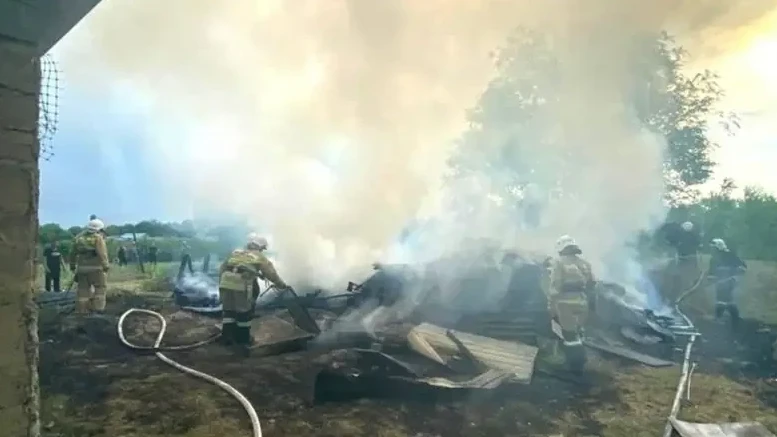 الماتىدا تۇرعىن ءۇي ماڭىندا شارۋاشىلىق عيماراتى ورتەندى