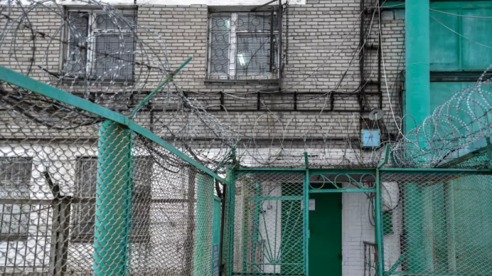 قاراعاندى وبلىسىندا سوتتالۋشى كولونيادان قاشىپ كەتتى