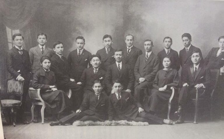 بەرليندەگى تۇركىستان ستۋدەنتتەرى