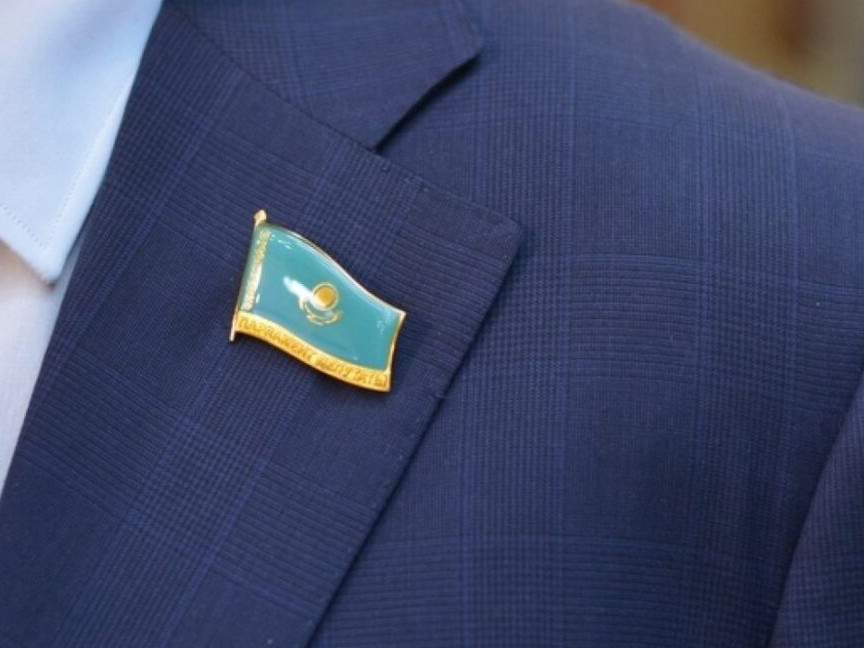 توقاەۆ ءماجىلىس پەن سەنات دەپۋتاتتارىنا العىس ايتتى