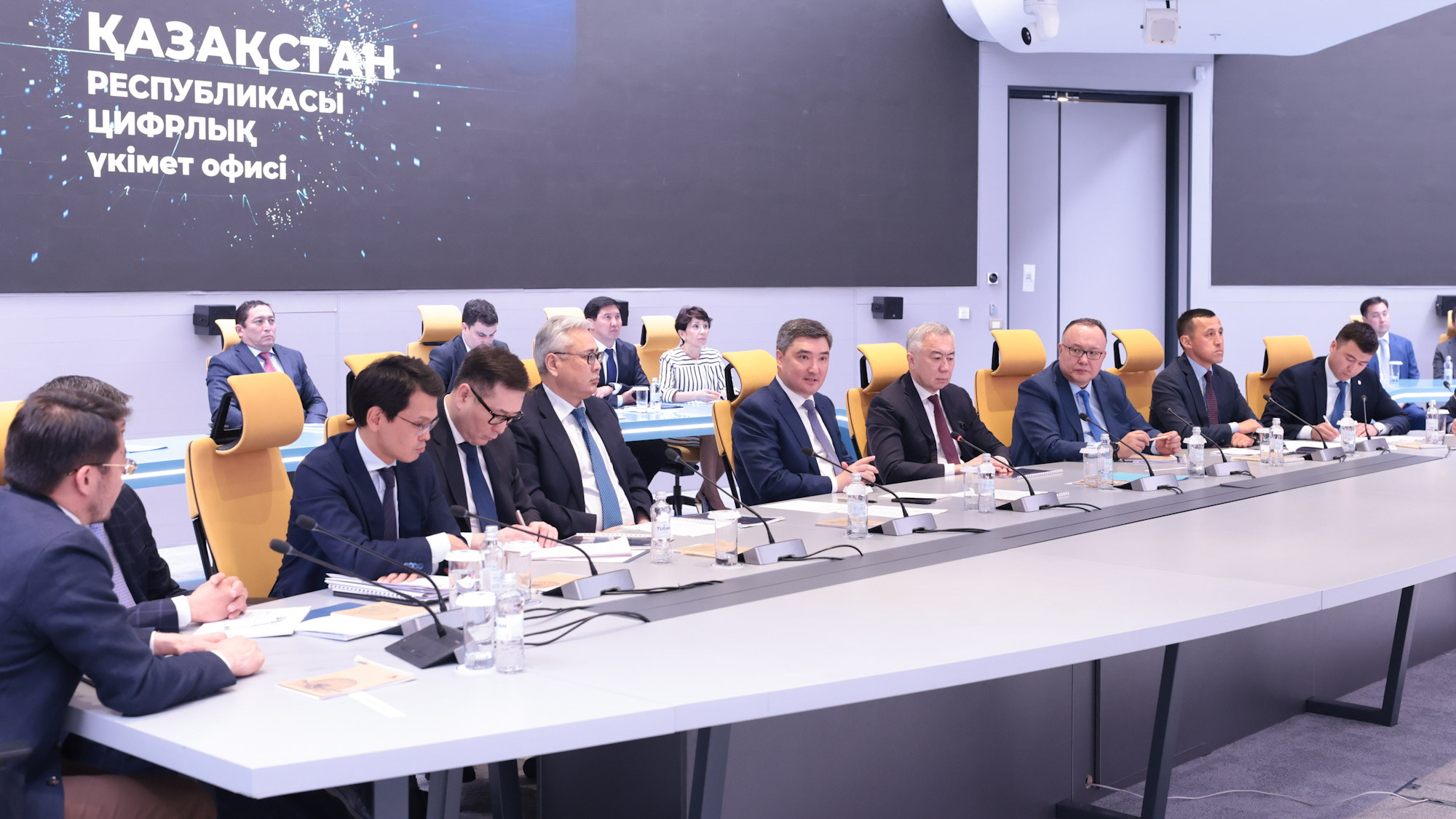 ولجاس بەكتەنوۆ كونترافاكتىلىك ونىمدەرمەن كۇرەس جۇمىستارىن كۇشەيتۋدى تاپسىردى