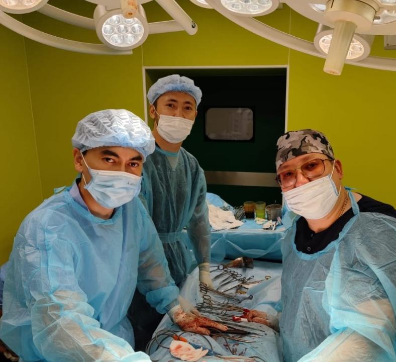 جامبىلدىق دارىگەرلەر 6 كەلى قاتەرلى ىسىكتى الىپ تاستاعان