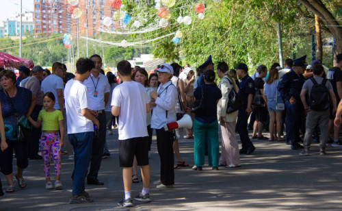 جۇمىستىڭ ءتۇر-ءتۇرىن ۇسىنعان جارمەڭكە