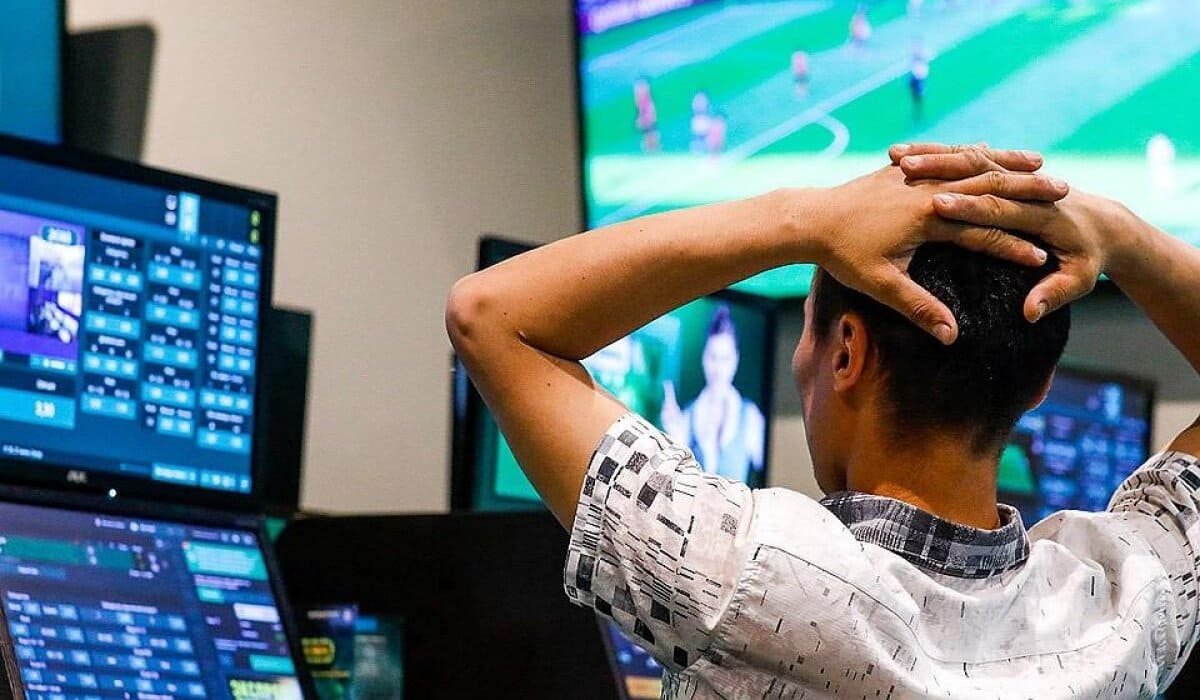 لۋدومانيا مەن ناركومانيانىڭ كلينيكالىق بەلگىلەرى