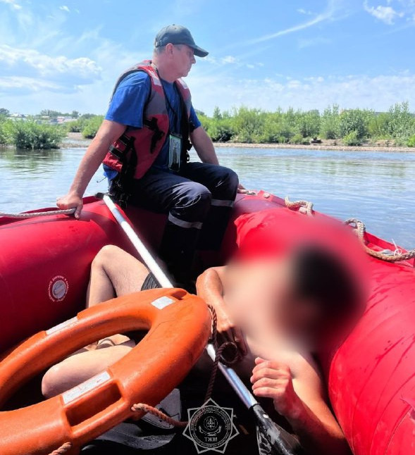 اباي وبلىسىنىڭ تۇرعىنى ەرتىسكە باتىپ كەتە جازداعان