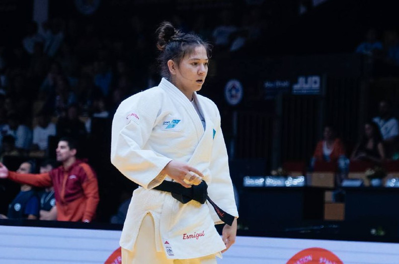 ەسميگۇل كۋيۋلوۆا دا العاشقى اينالىمنان اسا المادى