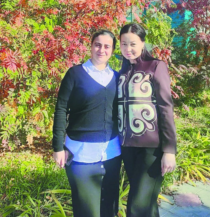 قازاق ءتىلىن جەتىك مەڭگەرگەن ەلزا