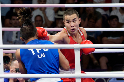 بۇگىن بوكس باسەكەلەرىن تىكەلەي ەفيردە قايدان كورۋگە بولادى