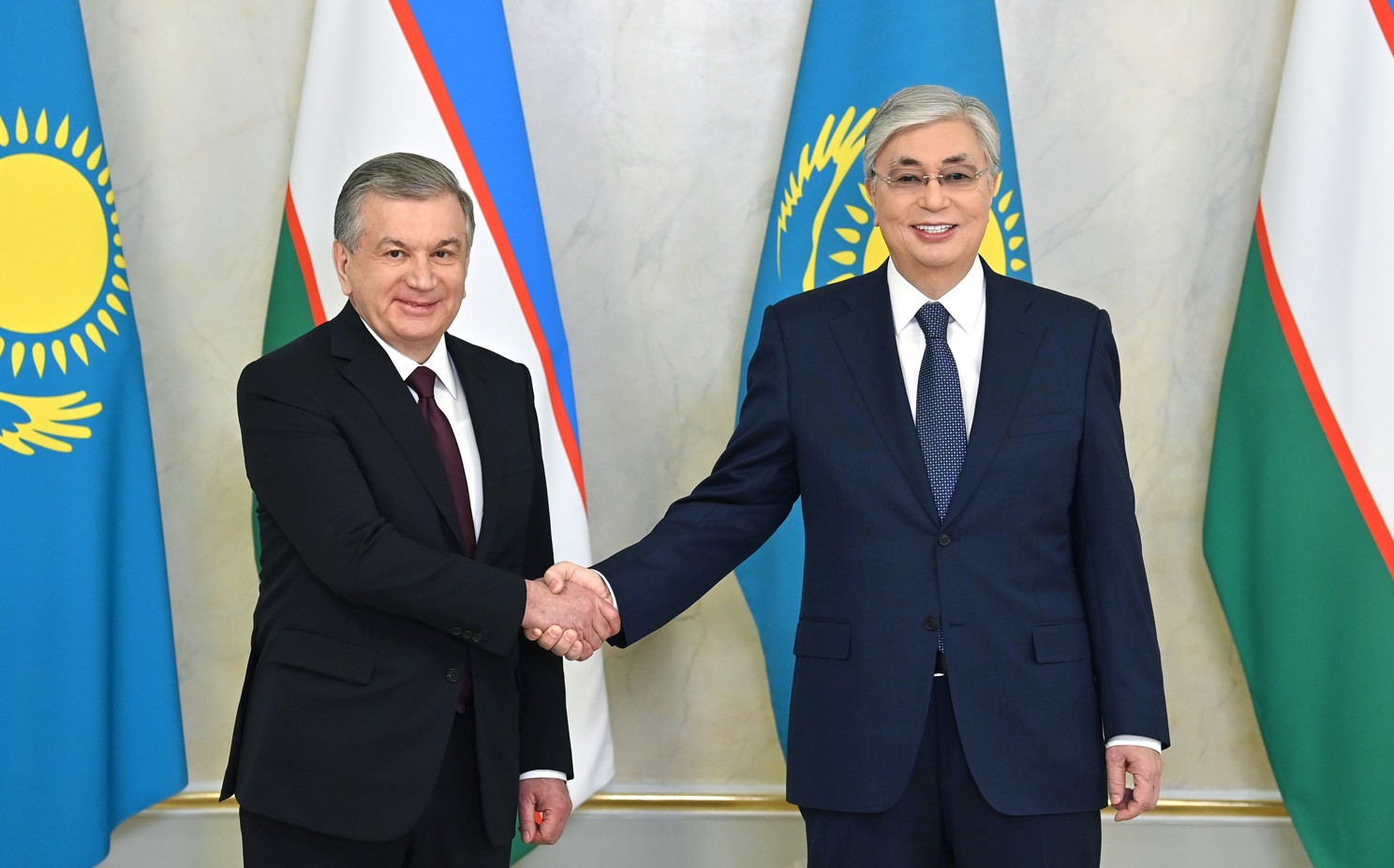 ورتاق مۇددە بىرىكتىرگەن باۋىرلاس حالىقپىز