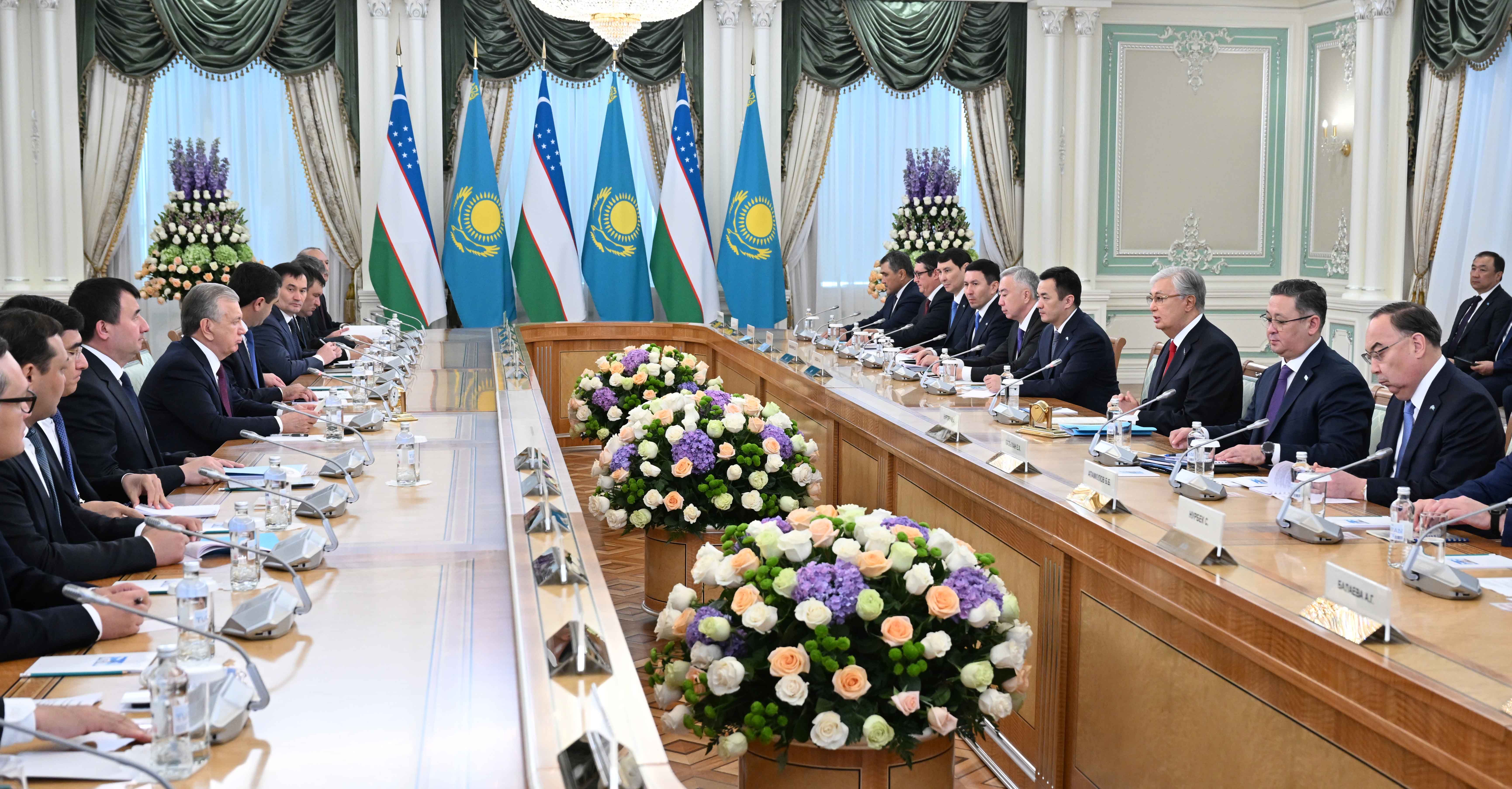 قازاقستان مەن وزبەكستاننىڭ جوعارى مەملەكەتارالىق كەڭەسىنىڭ ءبىرىنشى وتىرىسى ءوتتى