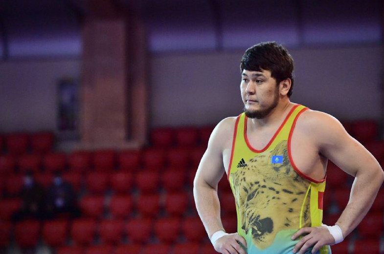 ەركىن كۇرەس شەبەرى يۋسۋپ باتىرمۇرزاەۆ ءبىرىنشى بەلدەسۋىندە جەڭىلدى