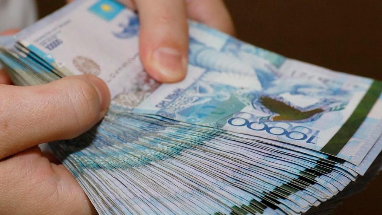 «بالقاش جىلۋ» ديرەكتورىنىڭ ورىنباسارى مەن باس بۋحگالتەرى سوتتالدى