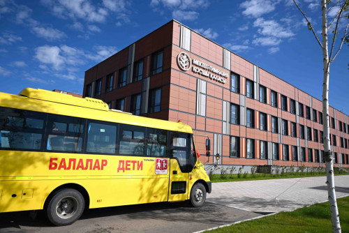 پرەزيدەنت قوسشىداعى مەكتەپ-گيمنازياعا اۆتوبۋس سىيلادى