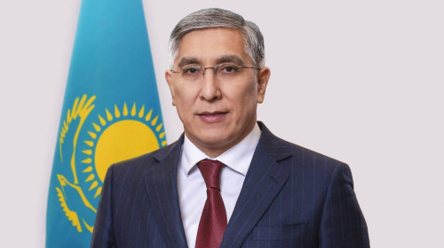 ەڭبەك جانە حالىقتى الەۋمەتتىك قورعاۋ ۆيتسە-ءمينيسترى تاعايىندالدى