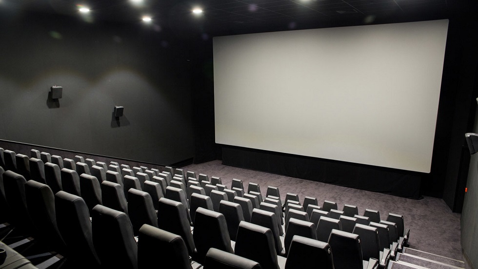 استانادا كينوتەاتردا توبەلەسكەندەر سوتتالدى