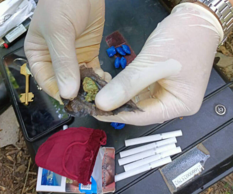 بقو-دا ەسىرتكى جاسىرۋمەن اينالىسقان ستۋدەنت ۇستالدى