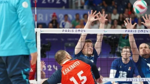 پاراۆولەيبولشىلار جۇلدەگە تالاسادى