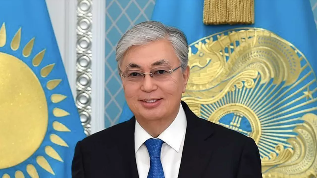 پرەزيدەنت پاراليمپيادا چەمپيونى داۆيد دەگتيارەۆتى قۇتتىقتادى