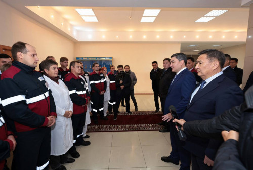 ۇكىمەت باسشىسى تاۋ-كەن سالاسىنىڭ جۇمىسشىلارىمەن اەس سالۋ ماسەلەسىن تالقىلادى